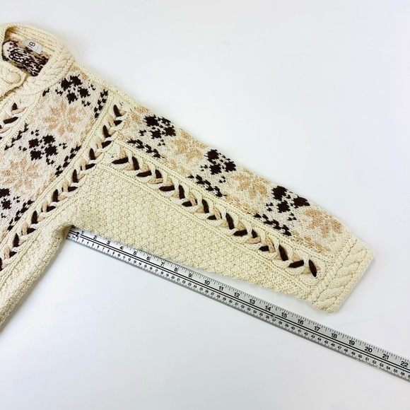 CO Tokyo alpine womens cardigan cream brown cable knit womens sweater fits Large - Picture 11 of 13